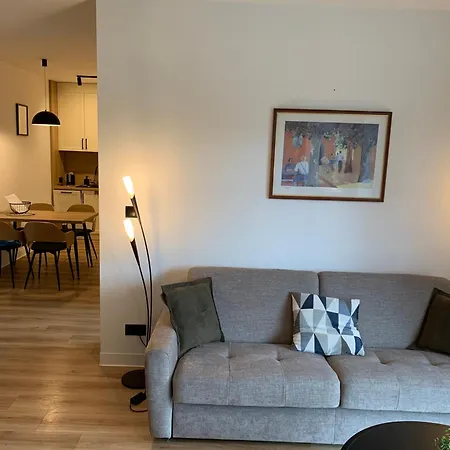 Ferienwohnung Waldblick Mit 2 Schlafzimmern شقة *