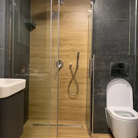 Ferienwohnung Waldblick Mit 2 Schlafzimmern شكلارسكا بوريبا